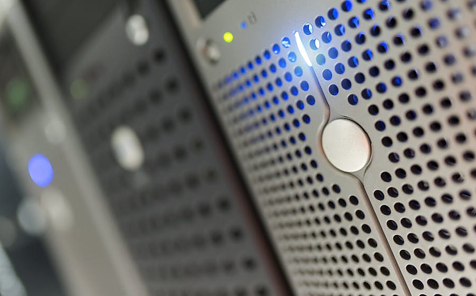 Server infrastructure monitored and managed by Dupplicate LLC